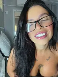 Rafaellaz webcam model stream image