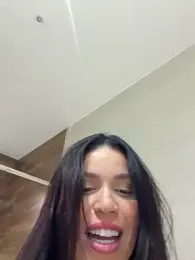 Rafaellaz webcam model stream image