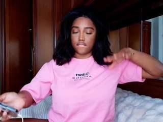 naommiscott webcam camsoda model stream image