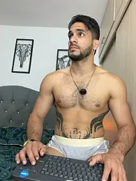Maximiliano_ford webcam model stream image