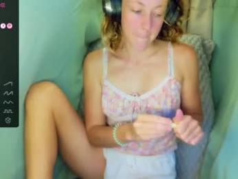 its_lily webcam model stream image