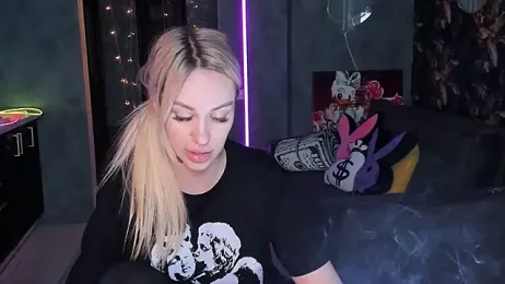 Blckmirrorr webcam model stream image