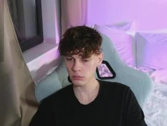 cute_thomas webcam model stream image