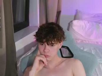 cute_thomas webcam model stream image