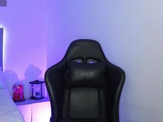 Lola Dove webcam model stream image
