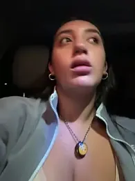 Hannahoff webcam model stream image