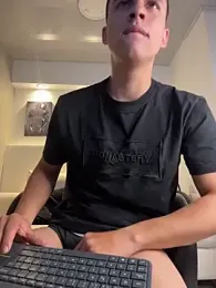 AdrianRinaldi webcam model stream image