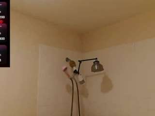 blondiewithanass webcam model stream image