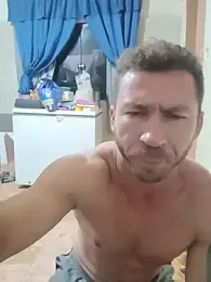 RobertoLuiz84 webcam model stream image