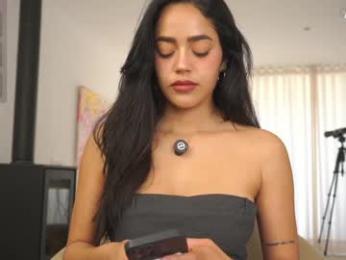 n_o_v_a webcam model stream image