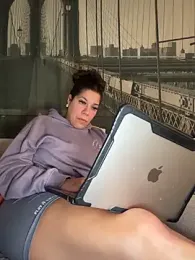 Bigbuttbrooklynn webcam model stream image