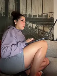 Bigbuttbrooklynn webcam model stream image