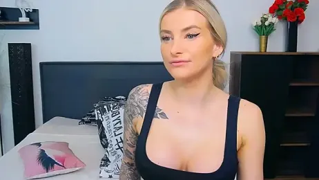 Lia_Benini webcam model stream image