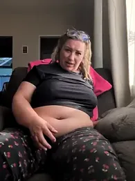 Canadian_BBW webcam model stream image