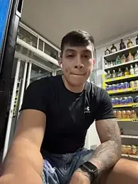 OliverWest04 webcam model stream image