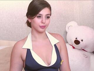 Naomi Bea webcam flirt4free model stream image