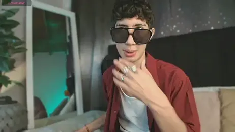 NovaaWheler webcam model stream image