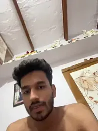 aadibuttplug webcam model stream image
