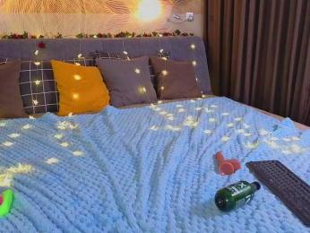 MilaYumi webcam model stream image