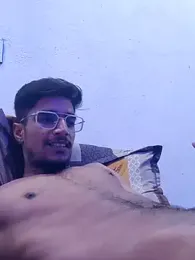 kaushikhotty webcam stripchat model stream image