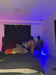 AaronCruz_ webcam model stream image