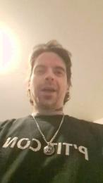 NiiceDmon webcam model stream image