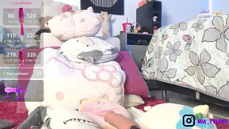 Mia_Tylor01 webcam model stream image