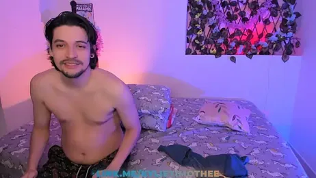 kylietimothee webcam model stream image