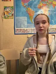 bambi_lu webcam stripchat model stream image