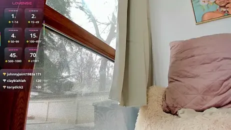 Mia__Milan webcam model stream image