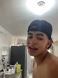 JoanG10 webcam model stream image