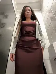 -_MiaQueen_- webcam stripchat model stream image