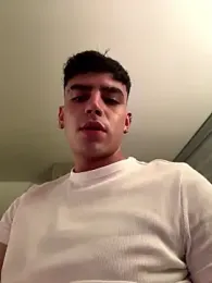 aronnhidden webcam model stream image