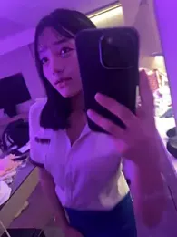 zhuendong000001 webcam stripchat model stream image