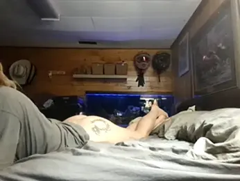 Ryan_and_Aurora webcam model stream image