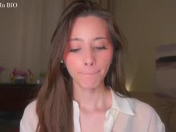 falinecrosthwaite webcam chaturbate model stream image