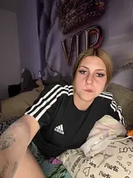 Luna1114 webcam model stream image