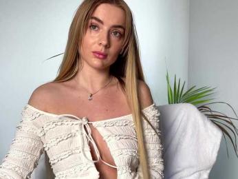 PickBlond webcam model stream image