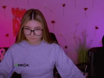 lissa_night webcam model stream image