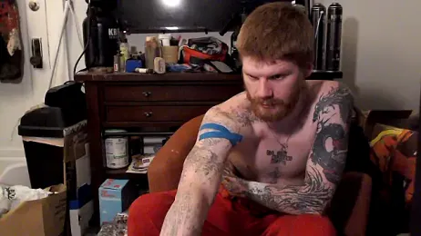 Magnetic127 webcam model stream image