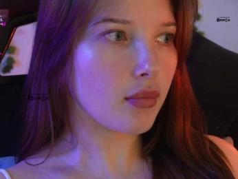 _Q_ webcam bongacams model stream image