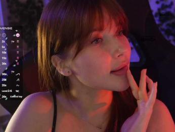 _Q_ webcam bongacams model stream image