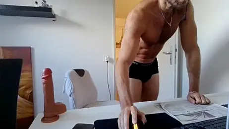alpha-hunk webcam stripchat model stream image