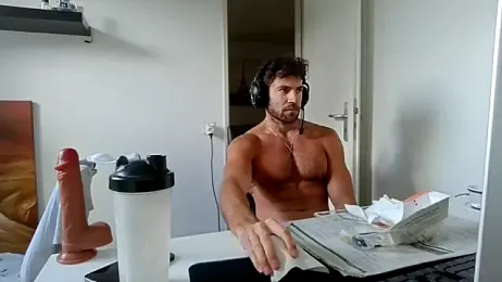 alpha-hunk webcam model stream image