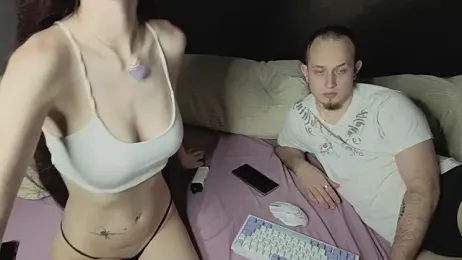 Pearl_couple webcam model stream image