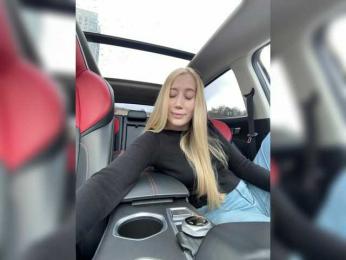 Svetlana____ webcam bongacams model stream image