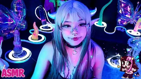LaytonBox webcam model stream image