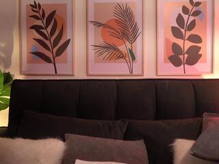 Khya webcam model stream image