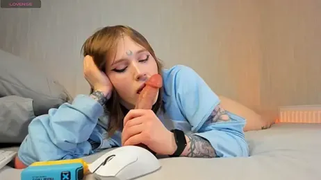 Alice_moonshard webcam stripchat model stream image