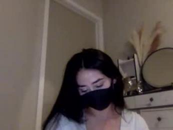 _natycutei19 chaturbate stream image